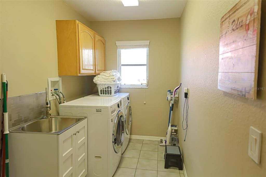 1690 Waxwing Court - Photo 23
