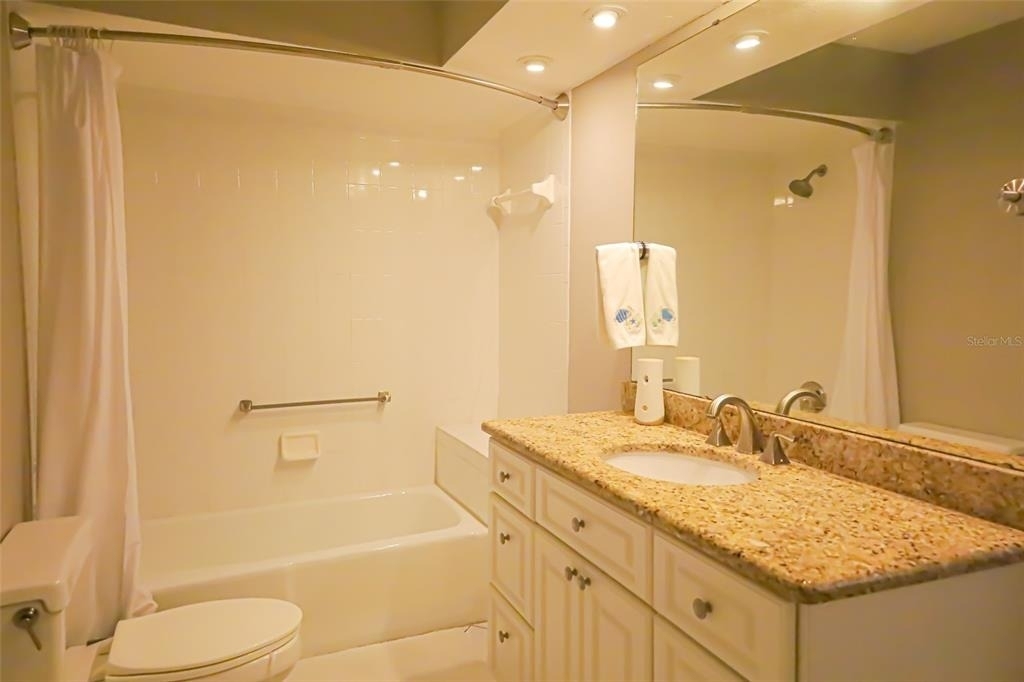 1690 Waxwing Court - Photo 17