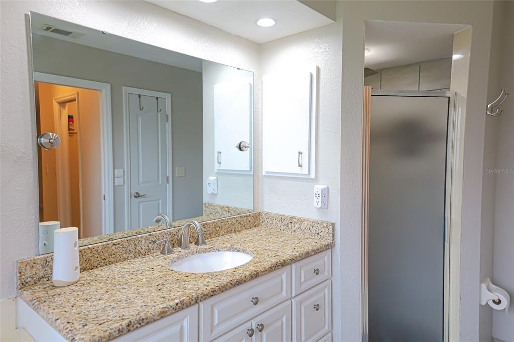 1690 Waxwing Court - Photo 10