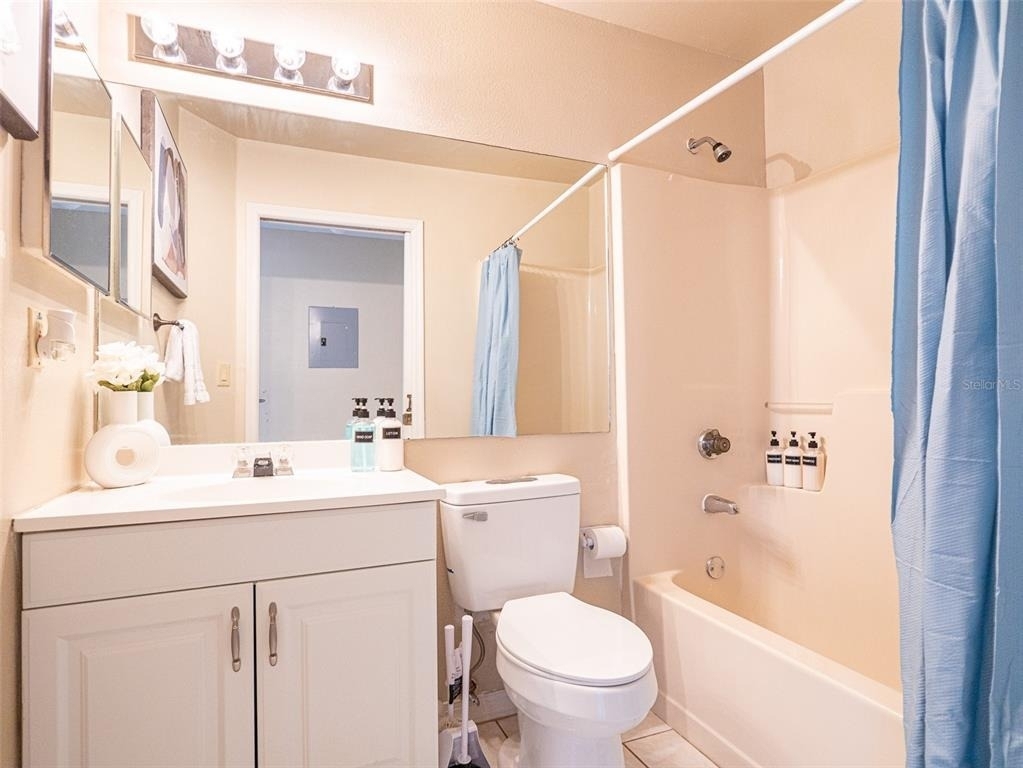 3204 Sabal Palms Court - Photo 13
