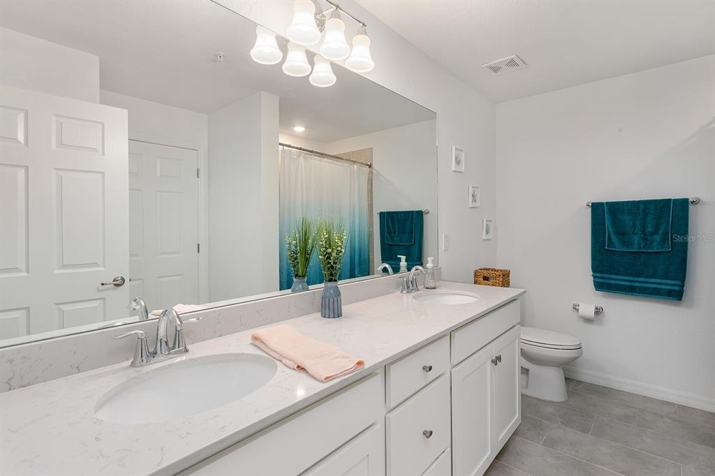 18028 Gawthrop Drive - Photo 4