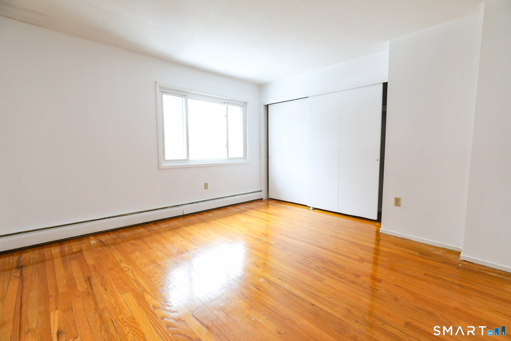 1 Camelot Drive - Photo 17
