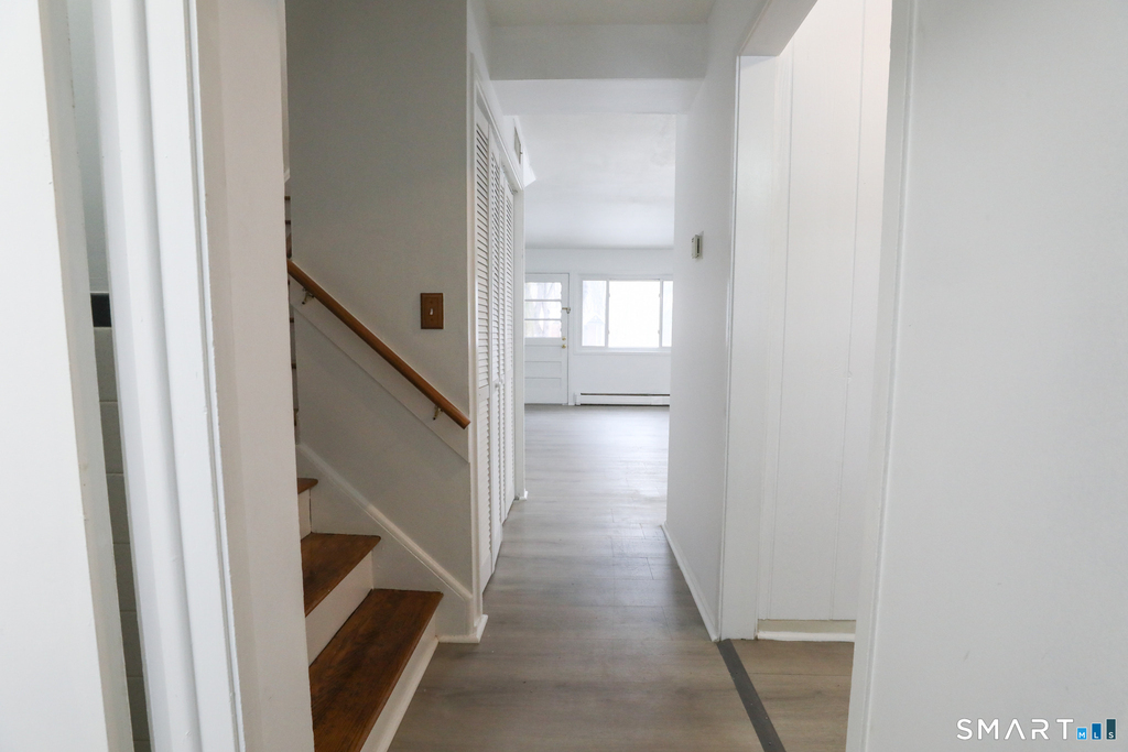 1 Camelot Drive - Photo 5