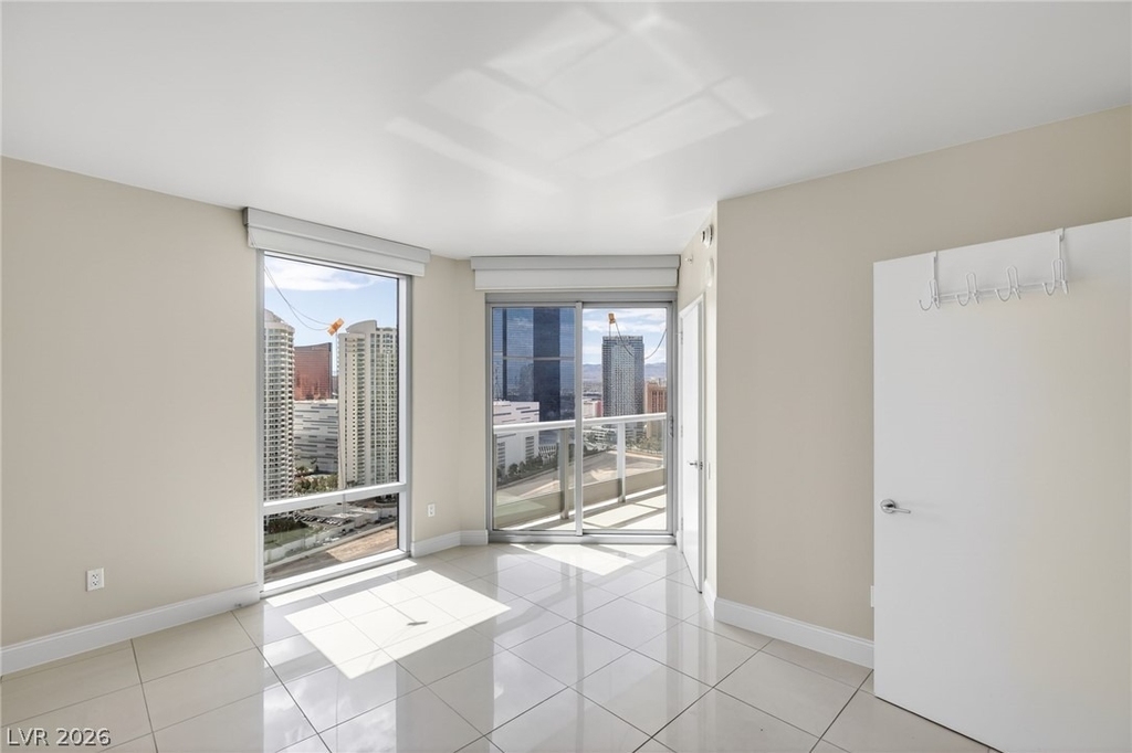 222 Karen Avenue - Photo 6