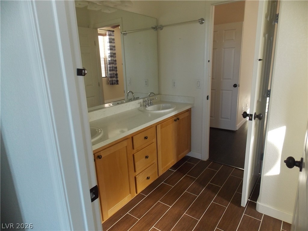 1208 Olivia Parkway - Photo 4