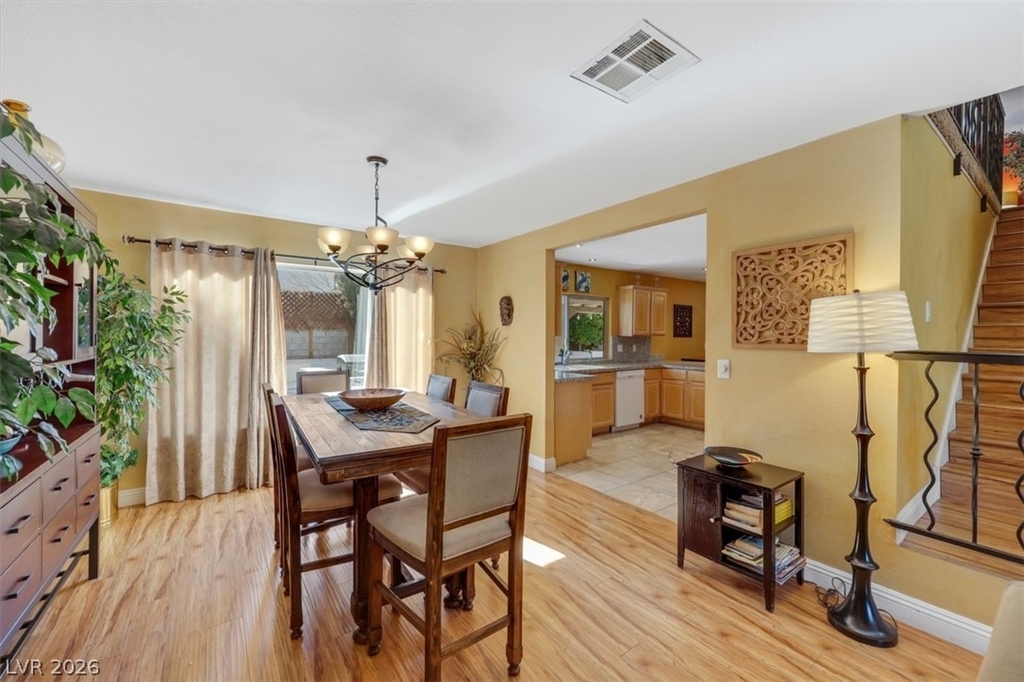 3225 Mountain Spring Road - Photo 6