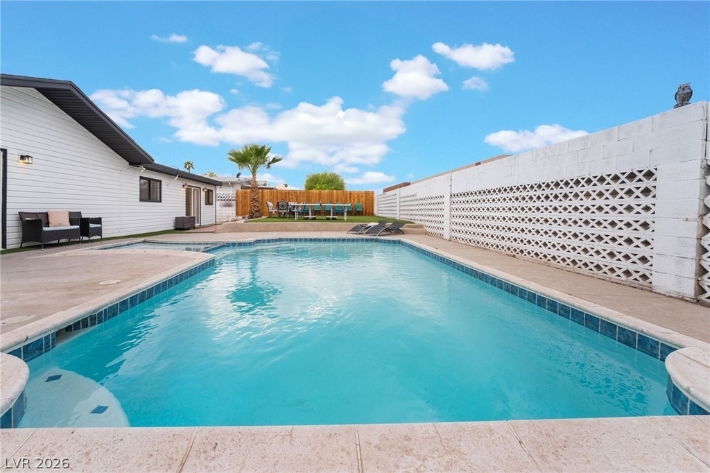 3992 Chinchilla Avenue - Photo 45