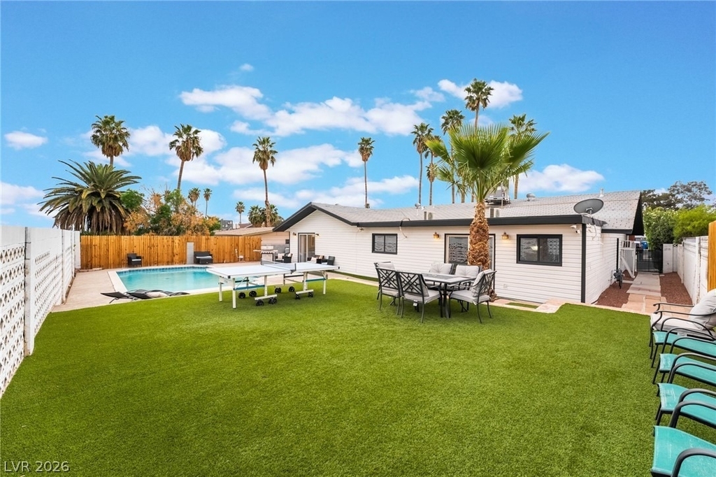 3992 Chinchilla Avenue - Photo 36