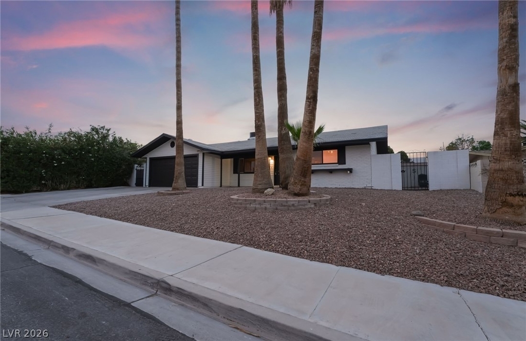 3992 Chinchilla Avenue - Photo 68