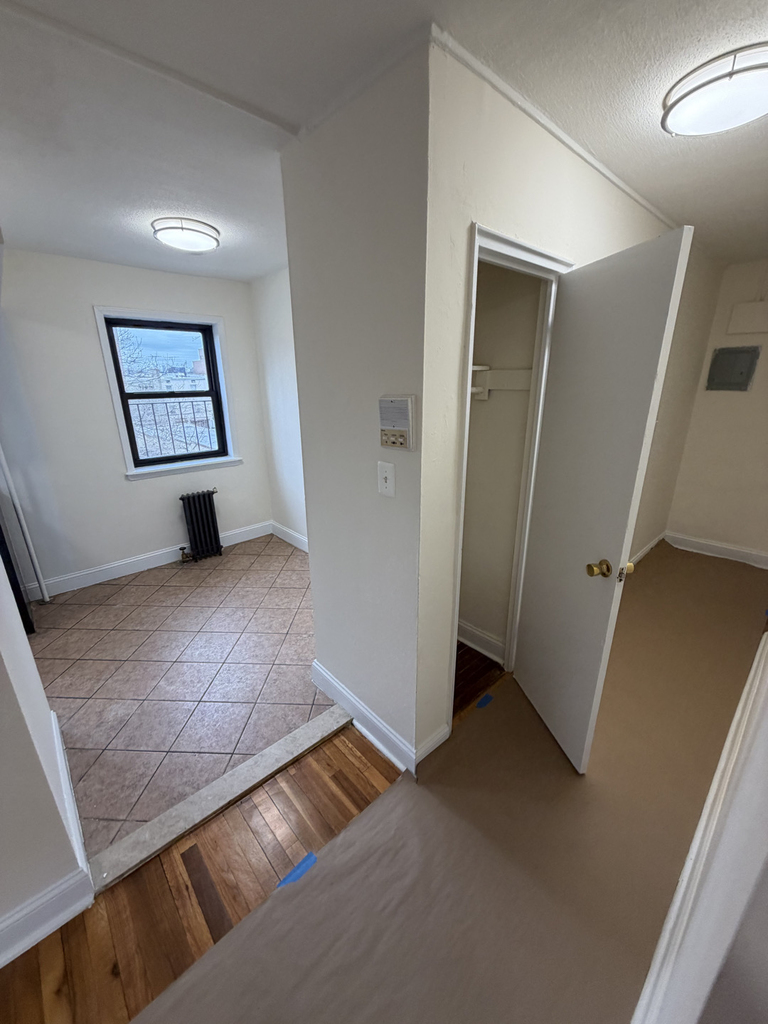 20-15 24th Street - Photo 2
