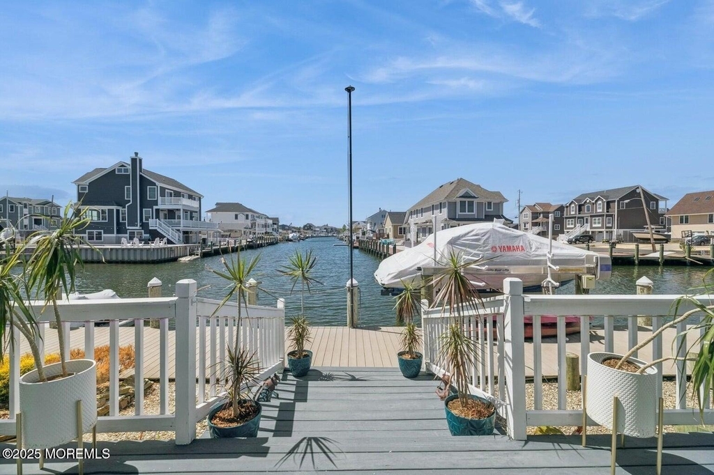 385 Aldo Drive - Photo 44