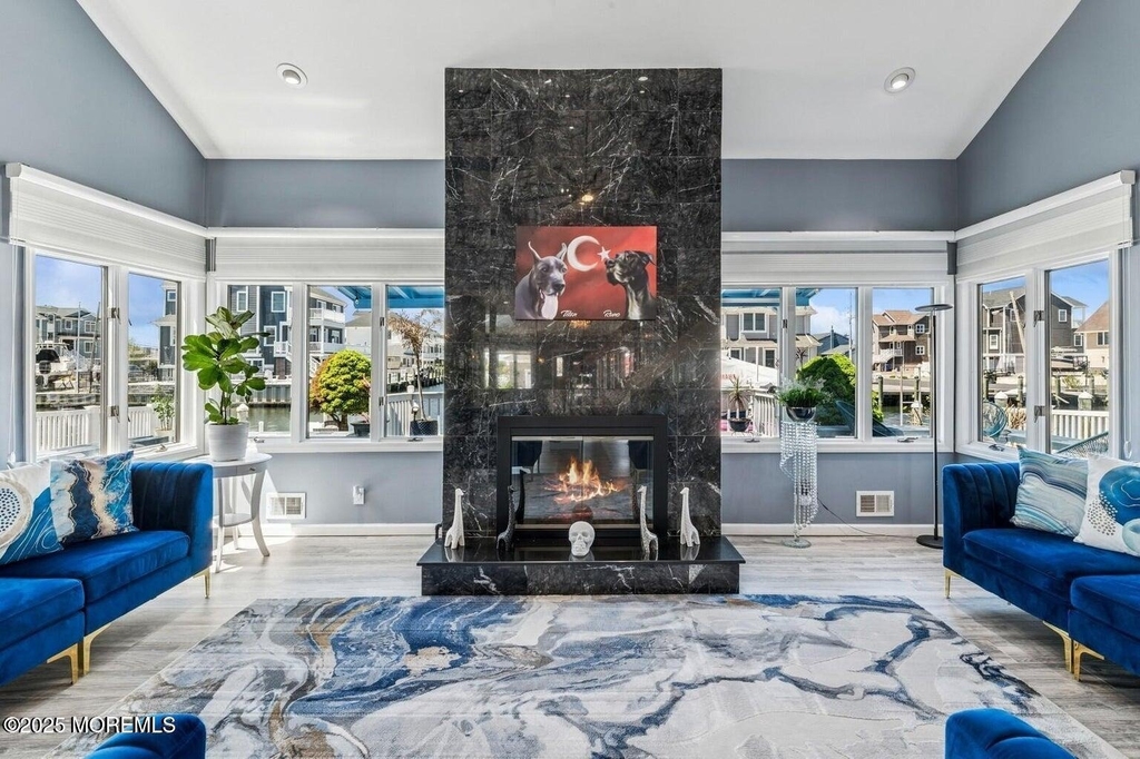 385 Aldo Drive - Photo 14