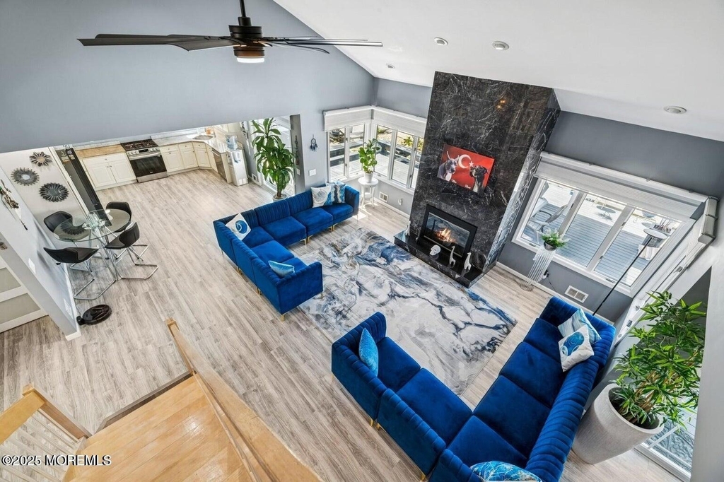 385 Aldo Drive - Photo 19