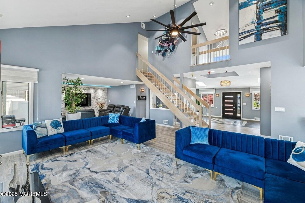 385 Aldo Drive - Photo 17