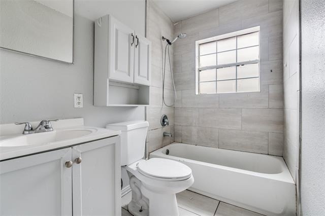 7911 Wanebe Drive - Photo 5