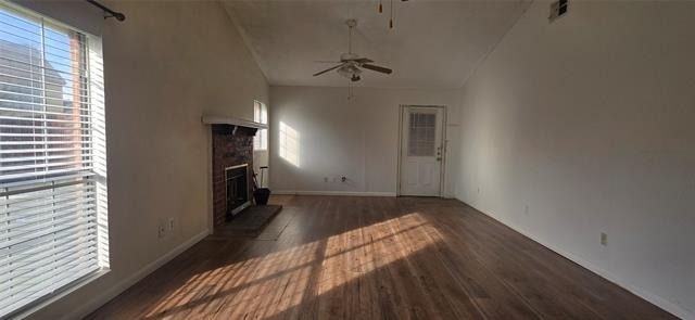822 Colchester Drive - Photo 3