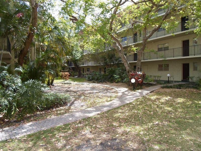 3280 Spanish Moss Terrace - Photo 0