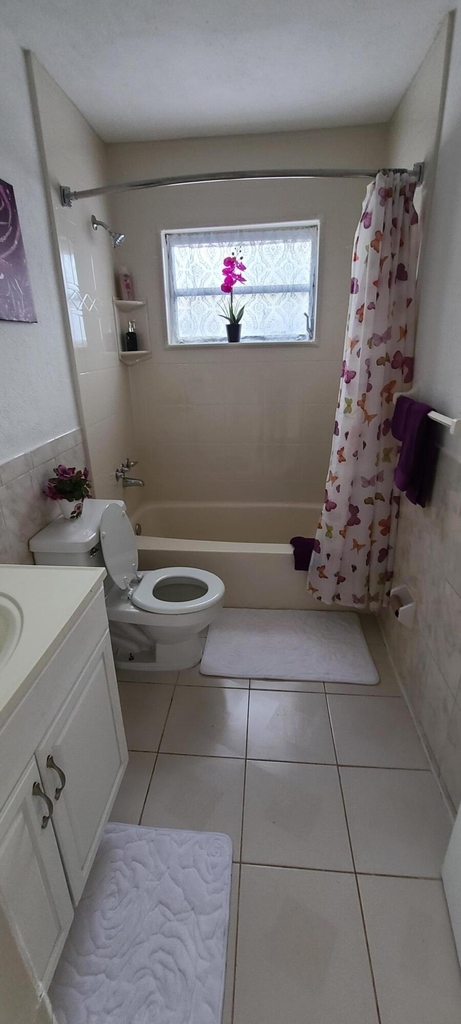 3374 Nw 64th Street - Photo 6