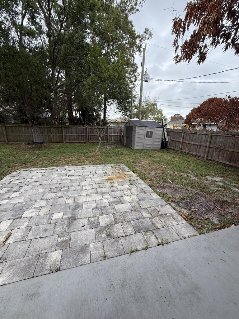 249 Ne Glentry Avenue - Photo 15