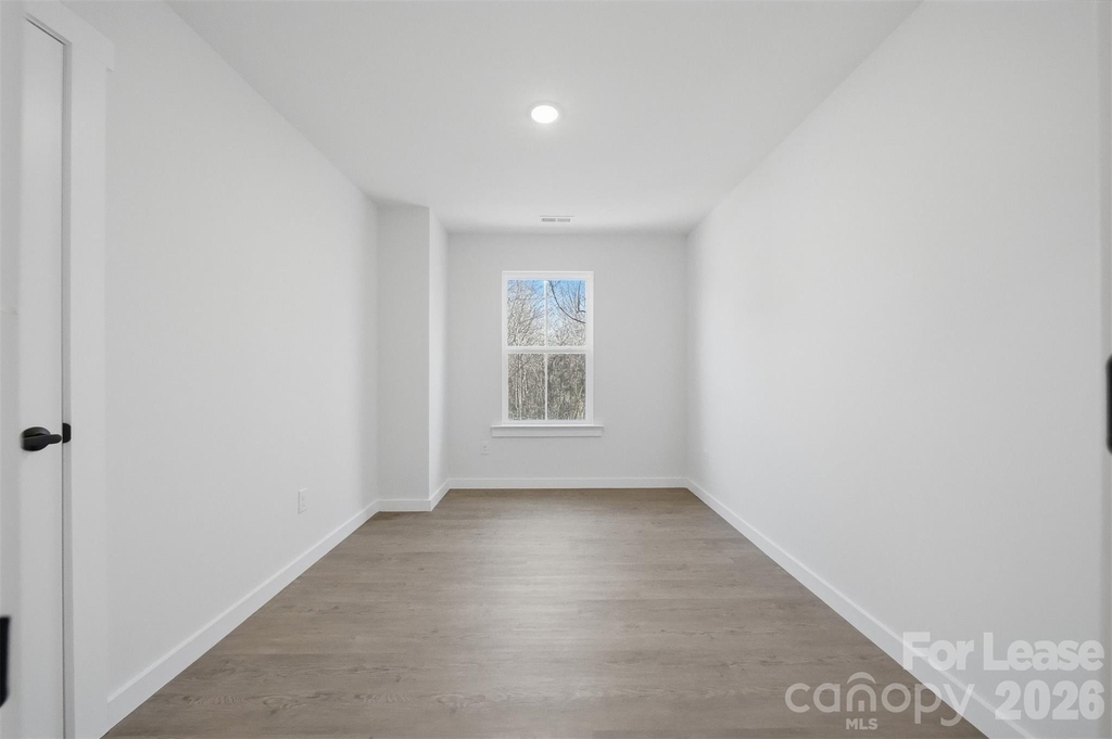 403 15th Avenue Sw - Photo 16