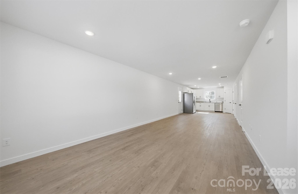 403 15th Avenue Sw - Photo 5