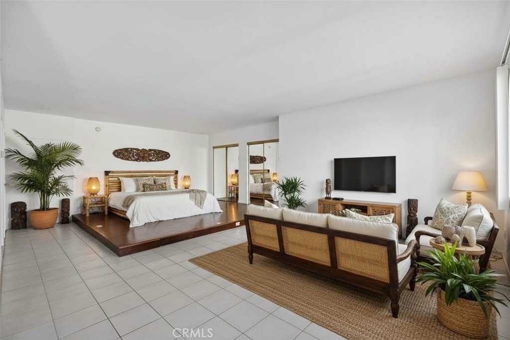 4441 Woodman Avenue - Photo 32