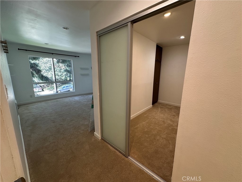 1222 N Olive - Photo 3