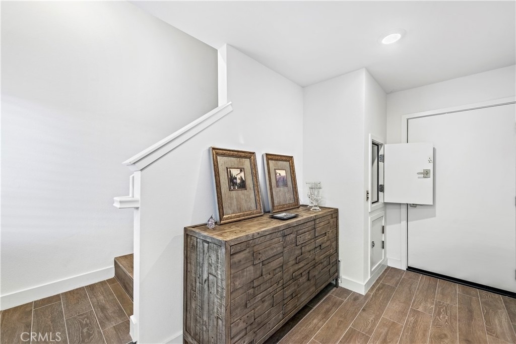 1309 Doheny Way - Photo 5
