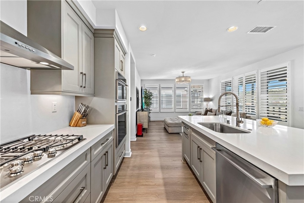1309 Doheny Way - Photo 9