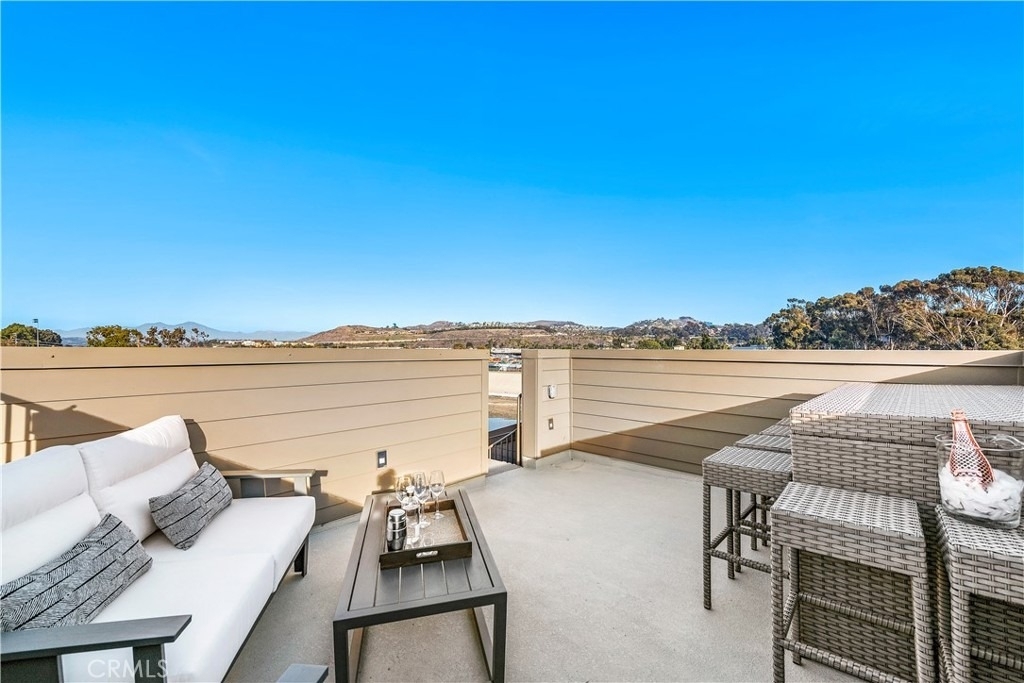 1309 Doheny Way - Photo 34