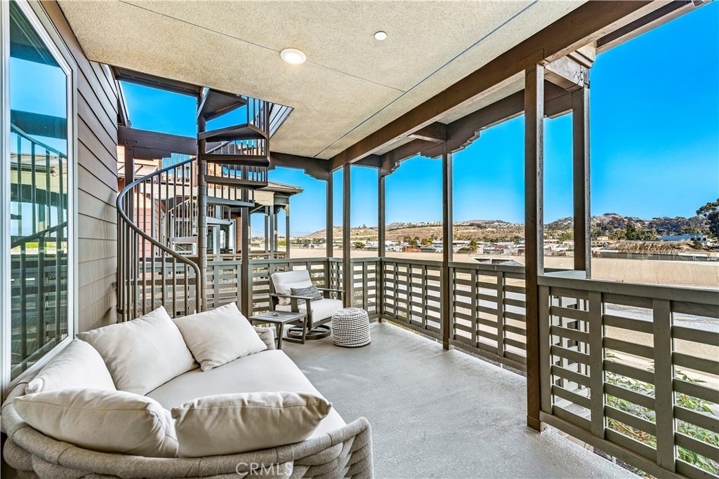 1309 Doheny Way - Photo 22