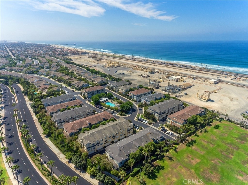 6267 Pacific Pointe Drive - Photo 42