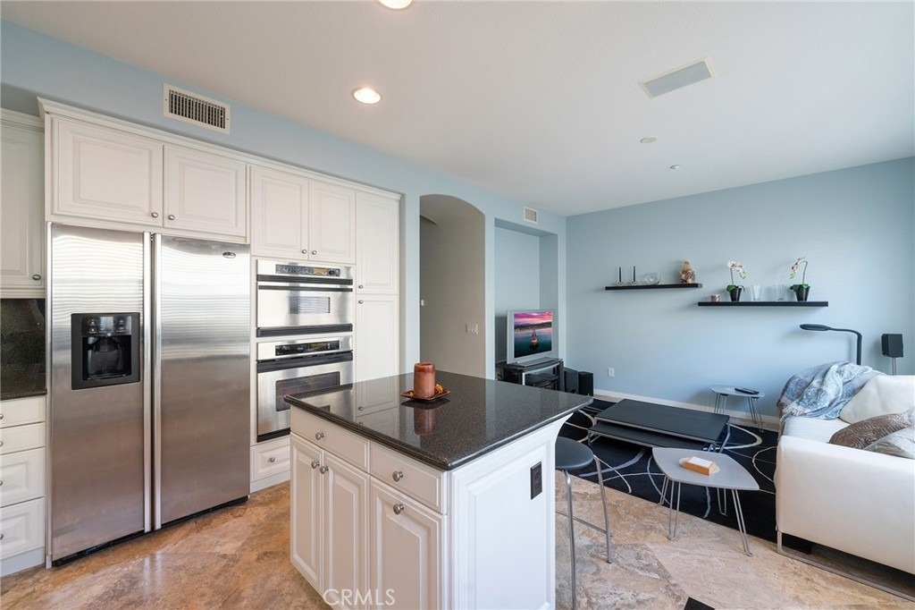 6267 Pacific Pointe Drive - Photo 9