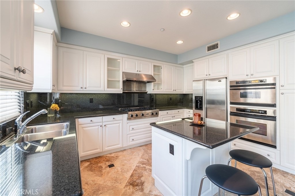 6267 Pacific Pointe Drive - Photo 8