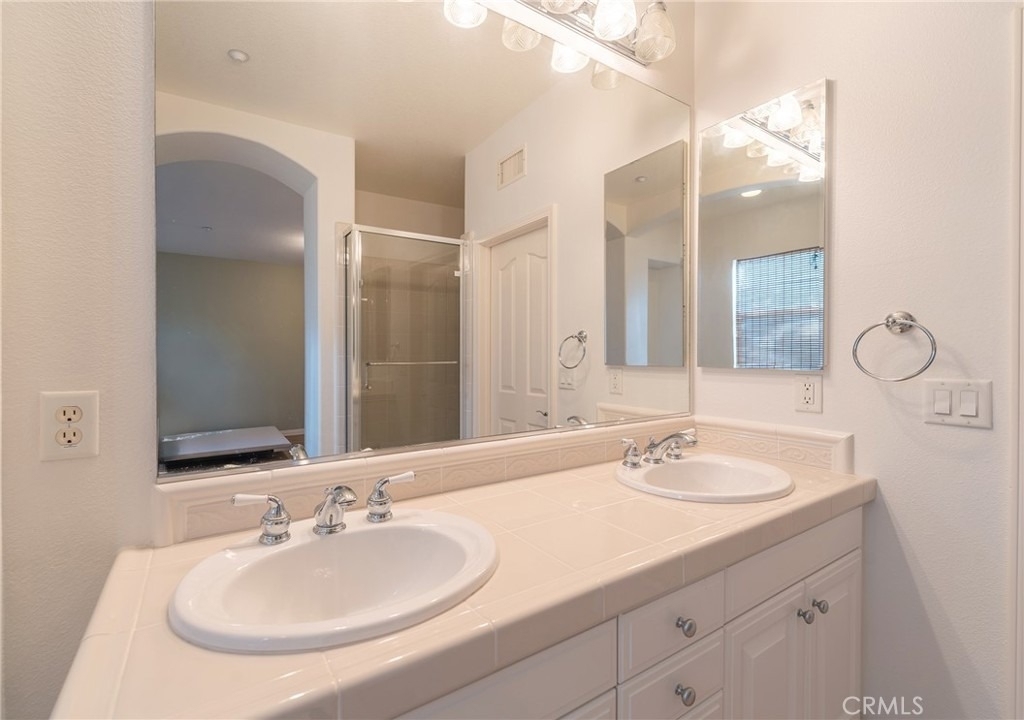 6267 Pacific Pointe Drive - Photo 33