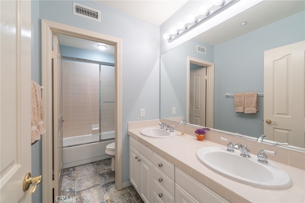 6267 Pacific Pointe Drive - Photo 34