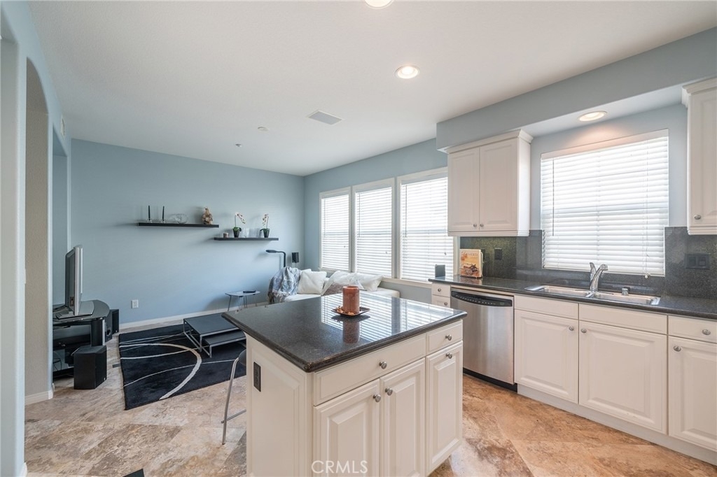 6267 Pacific Pointe Drive - Photo 18