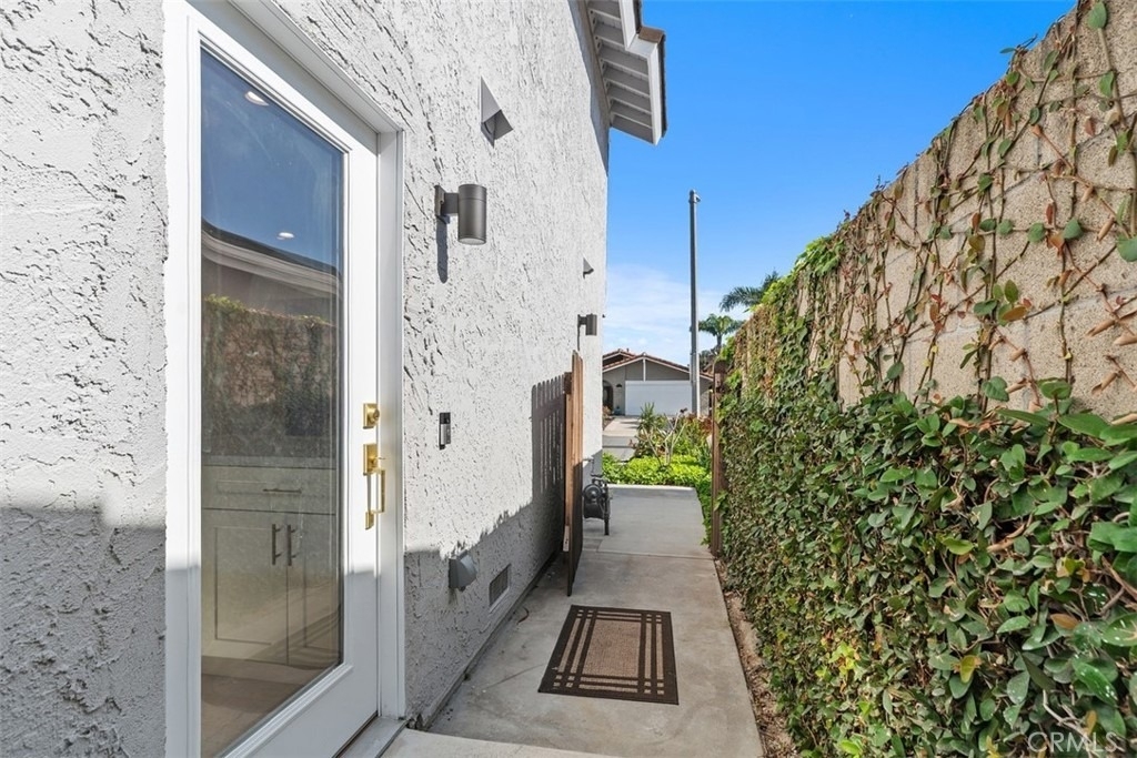 3926 Acacia Street - Photo 26