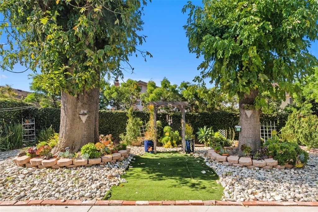 3926 Acacia Street - Photo 29