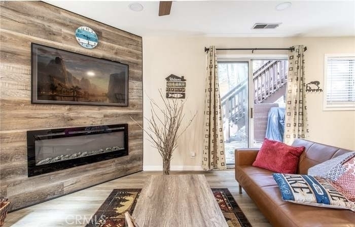 27981 Rainbow Drive - Photo 3