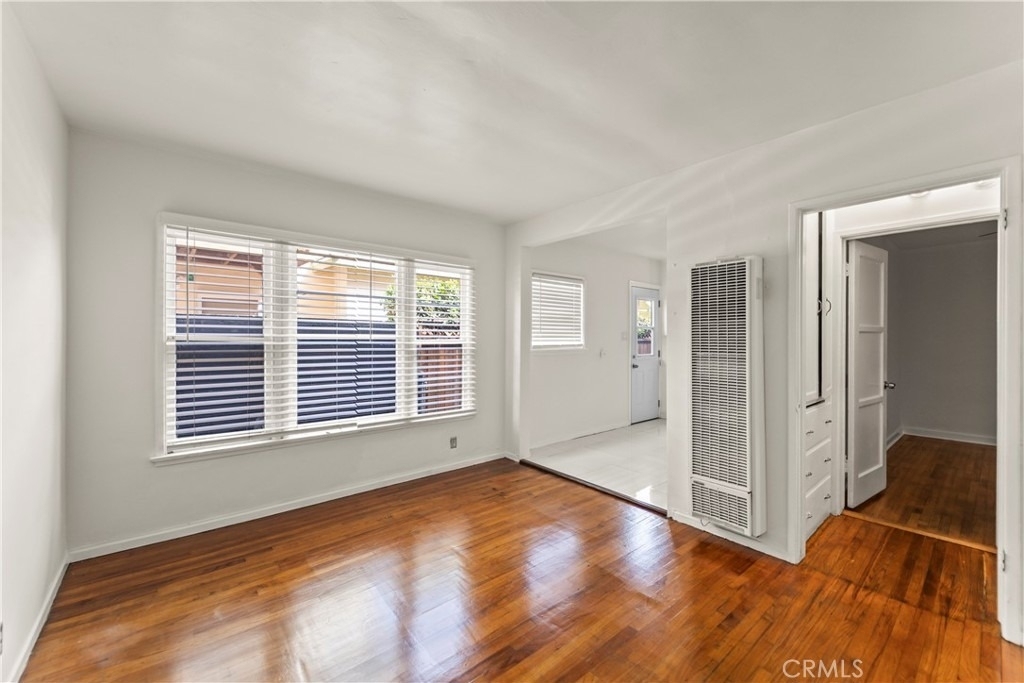 425 Venice - Photo 2