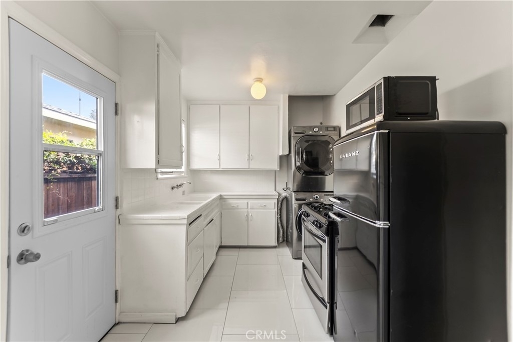 425 Venice - Photo 8