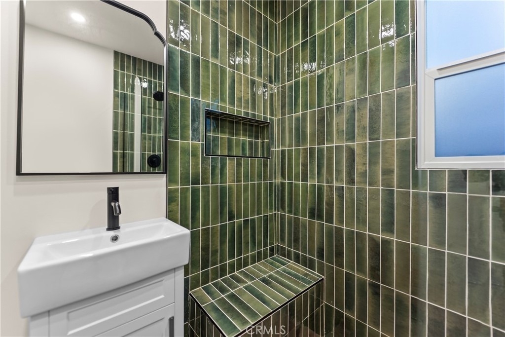 425 Venice - Photo 12