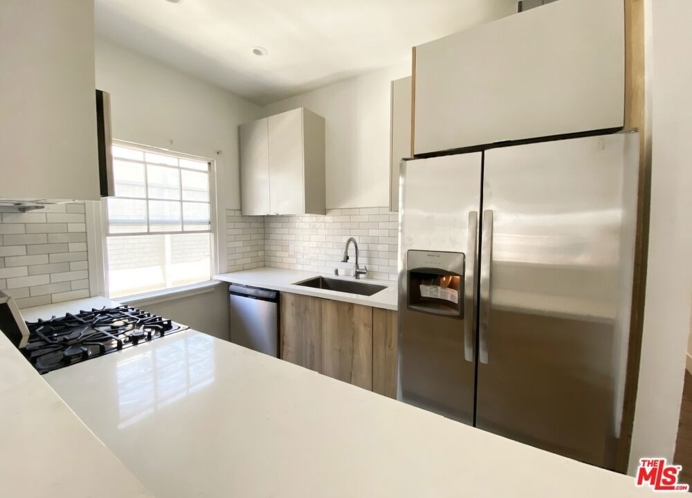 2666 Orchard Avenue - Photo 1