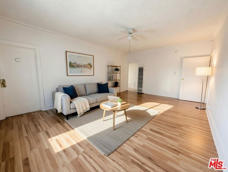 2611 W Orchard Avenue - Photo 0