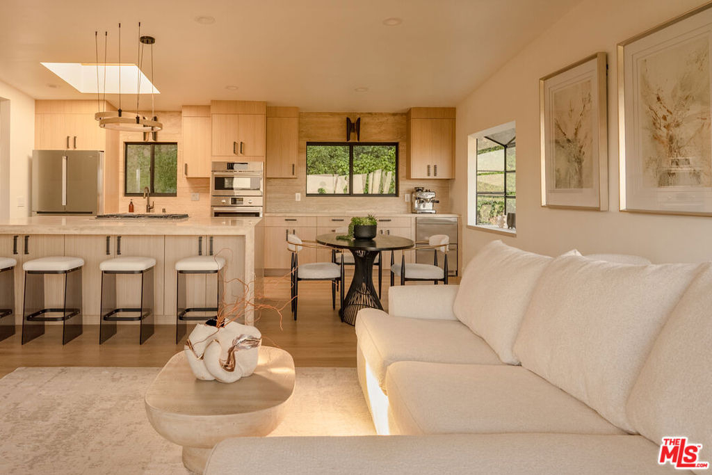 7802 Torreyson Drive - Photo 9