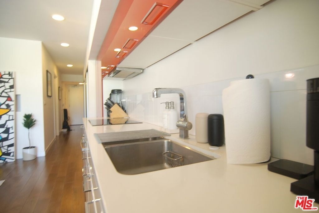901 S Flower Street - Photo 11