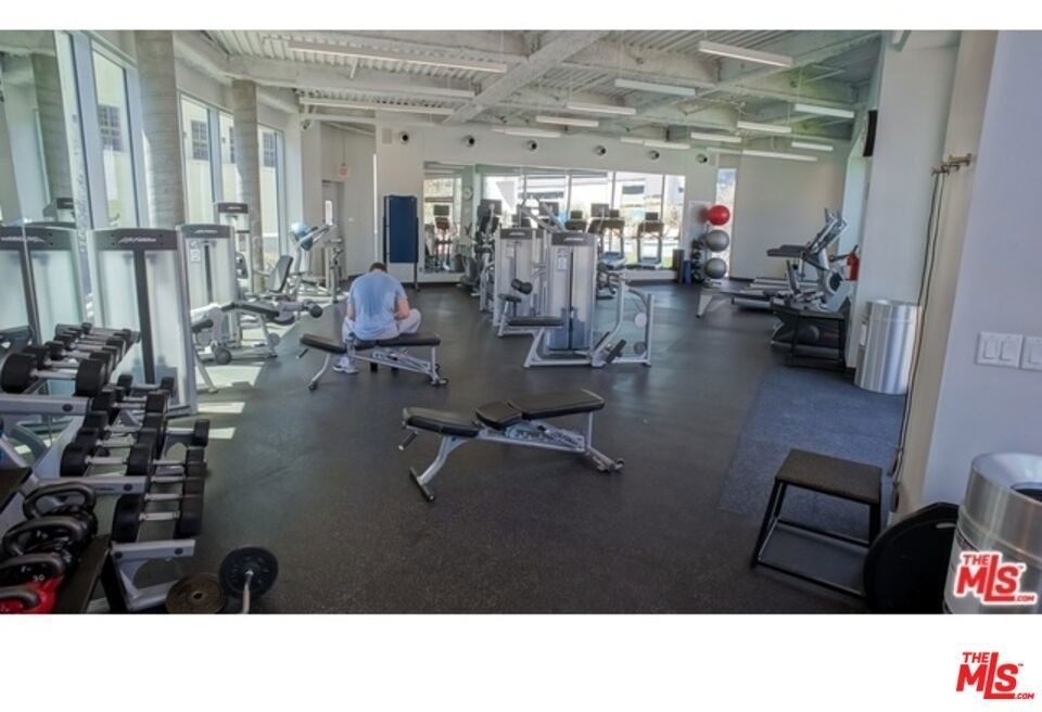 901 S Flower Street - Photo 27