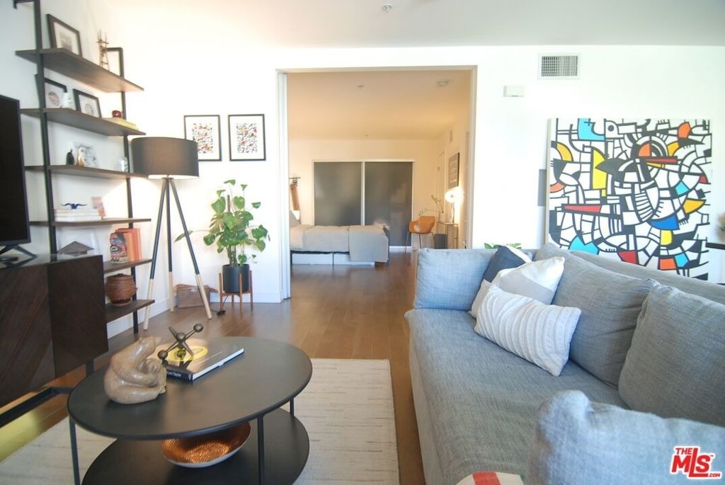 901 S Flower Street - Photo 8