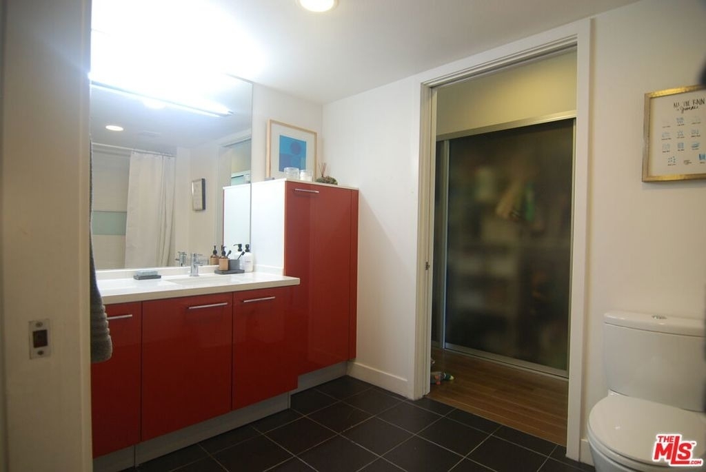 901 S Flower Street - Photo 19